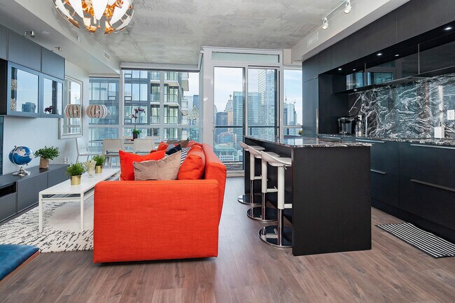 Building Photo - 88 Blue Jays Way