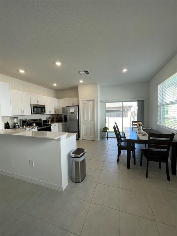 Foto del edificio - 10211 Trumpet Honeysuckle Wy