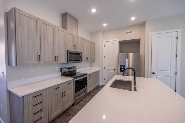 Foto del edificio - Built in 2024 - 3 bedroom with loft/office & AC