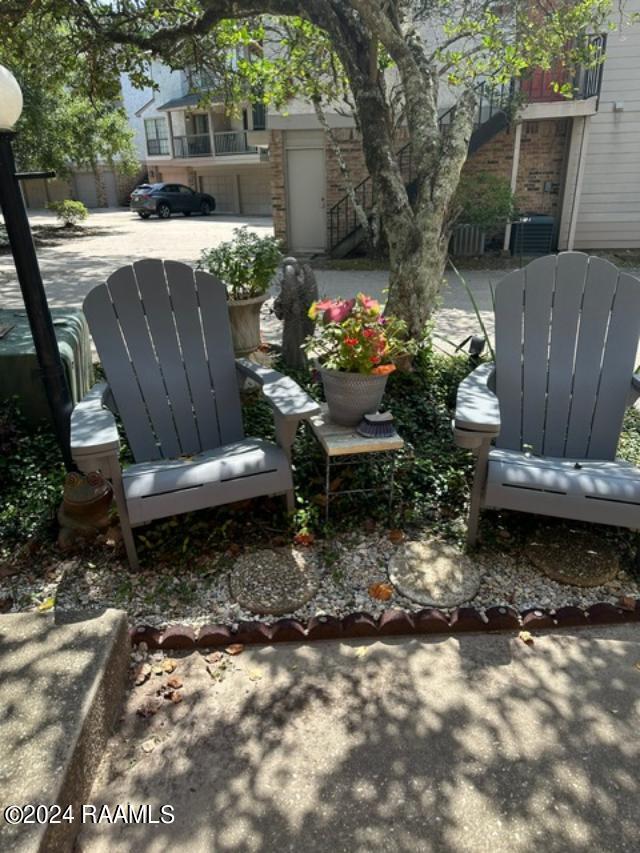 Foto del edificio - 1400 E Bayou Pkwy