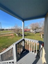 Building Photo - 323 17th St