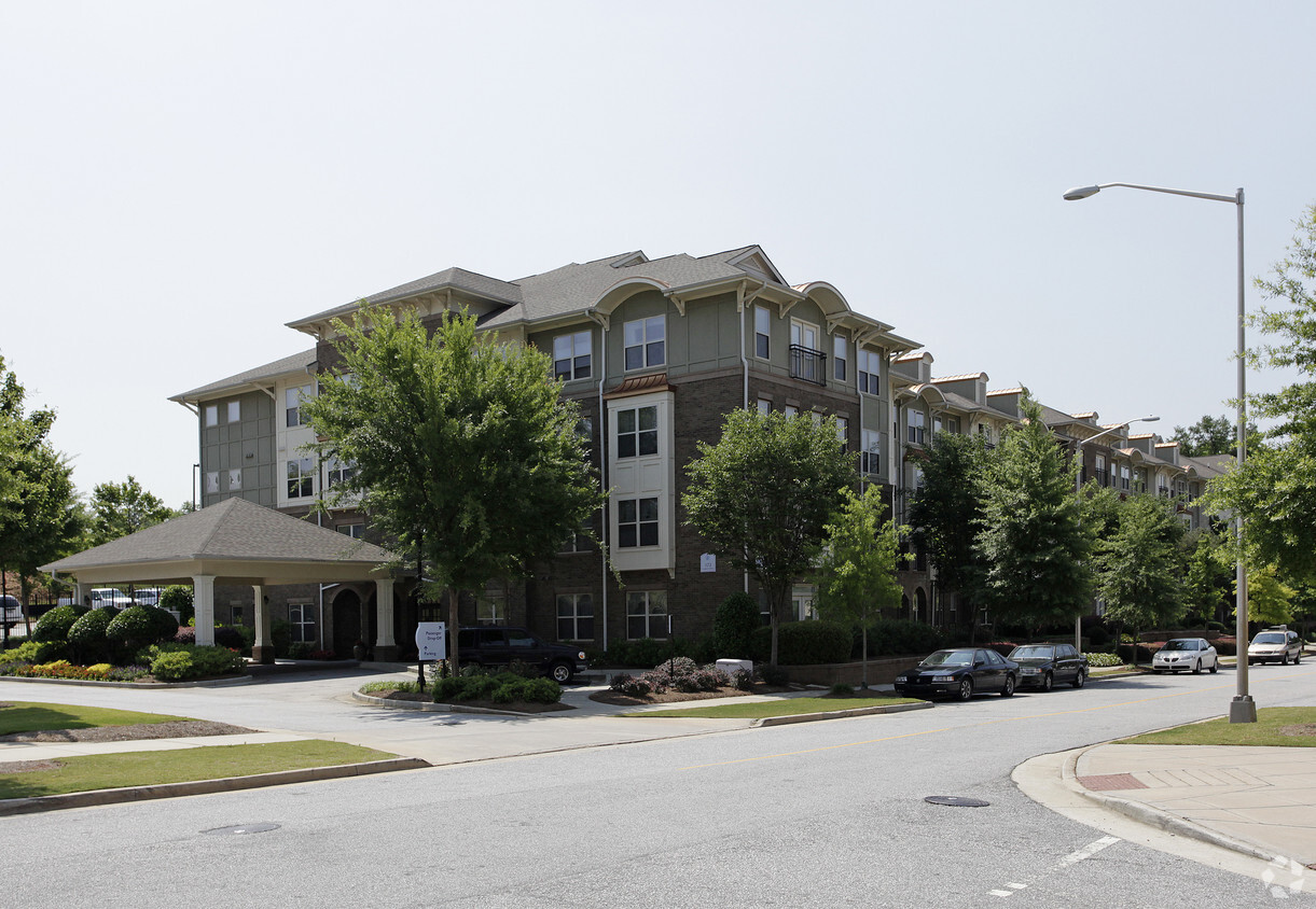 Primary Photo - Veranda at Collegetown - 62+ SENIOR COMMUNITY