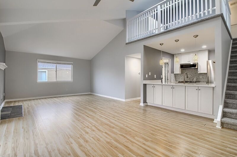 Foto principal - 7995 E Colorado Ave