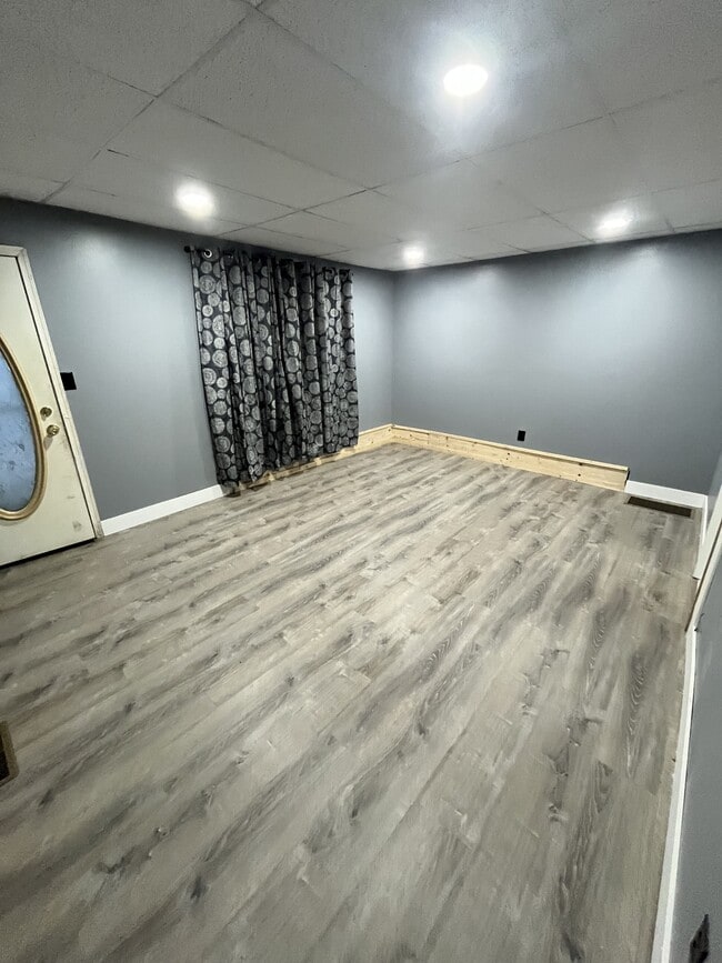 Building Photo - 95 E Columbus Ave