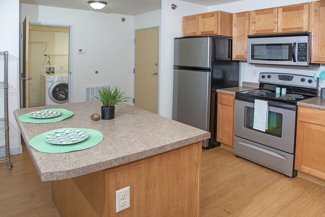 Ashland Apartment Homes Grand Forks Nd Apartments Com