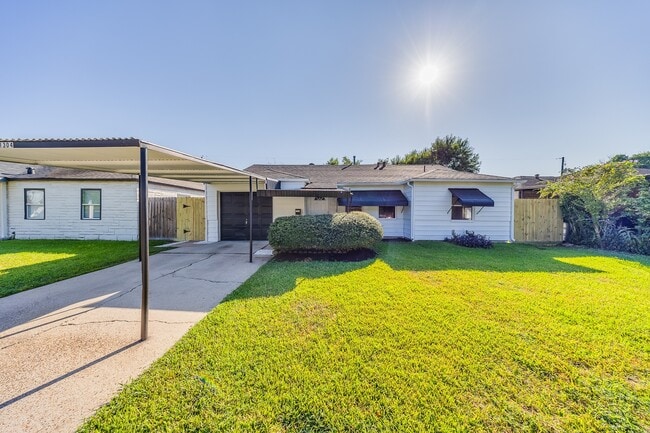 Building Photo - 1304 Pugh Dr