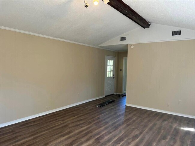 Building Photo - 5160 Lancelot Dr