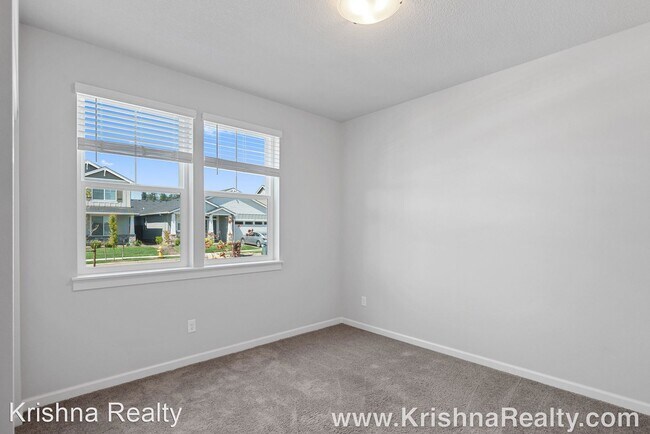 Building Photo - 4 br, 2 bath House - 1010 South 32nd Ave