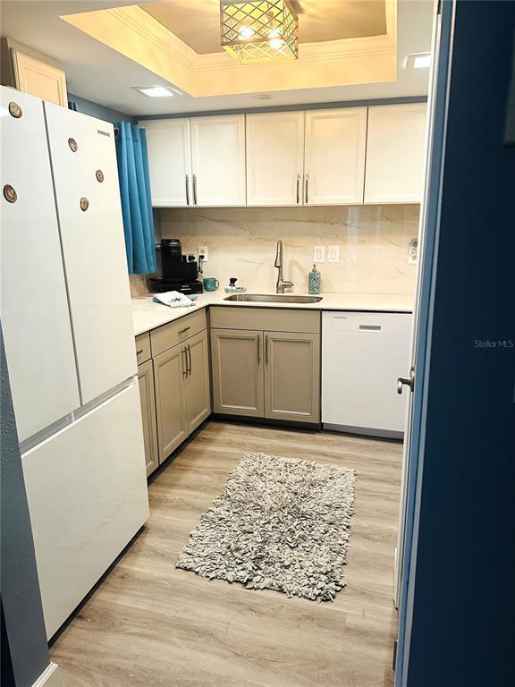 Building Photo - 845 Benjamin Franklin Dr