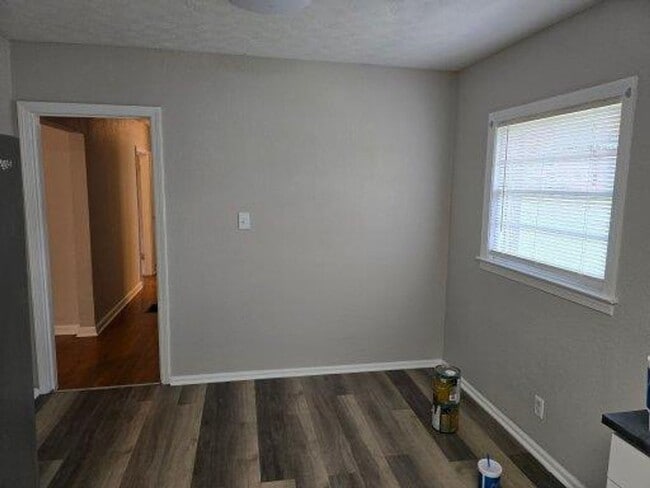 Building Photo - 3bedroom/2bathroom Available to rent