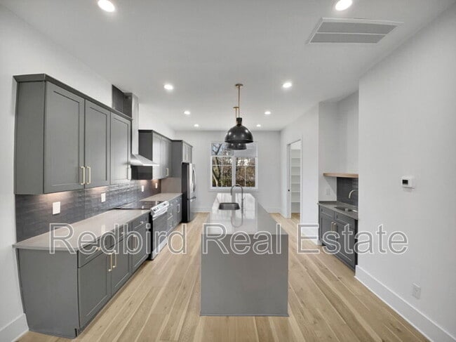 Photo - 2048 McKinley St Townhome
