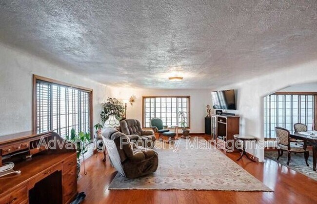 Foto del edificio - 2148 Main St