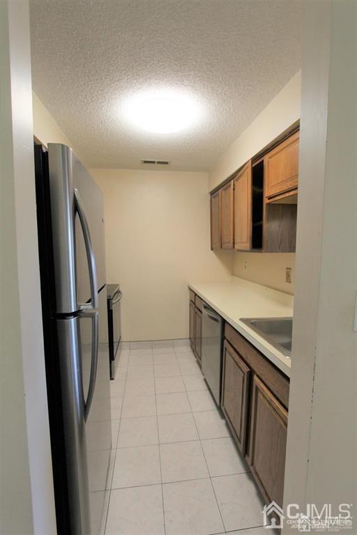 Building Photo - 4812 Ravens Crest Dr
