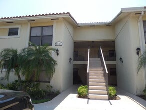 Building Photo - 1524 Lake Crystal Dr