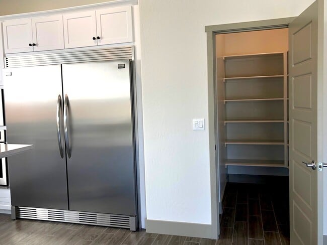 Foto del edificio - $2,695 Ashlan & Armstrong, 4 Bedroom - E. ...