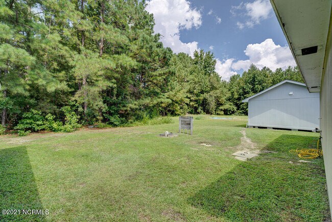 Building Photo - 1541 Dorsey Ln