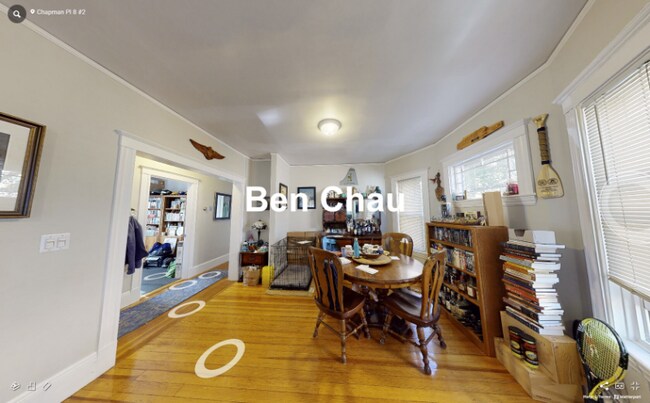 Building Photo - 8 Chapman Pl