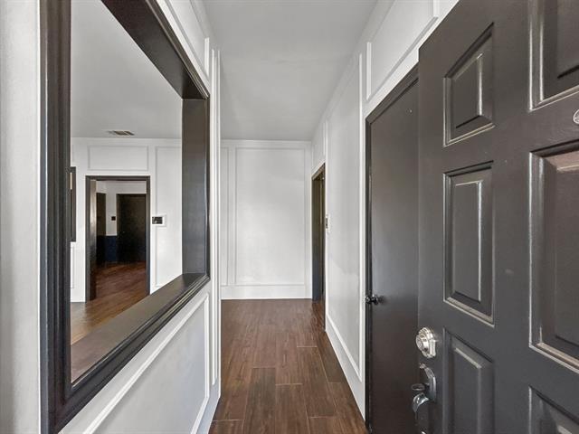 Foto del edificio - 301 Barclay Ave