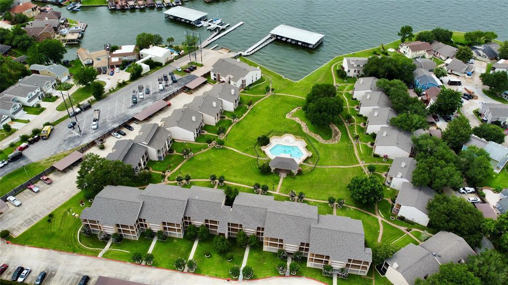 103 Lakeview Terrace Unit F, Montgomery, TX 77356 Condo for Rent in Montgomery, TX