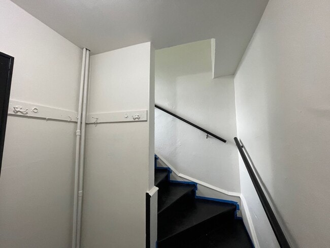 Building Photo - 5116 N 32nd St