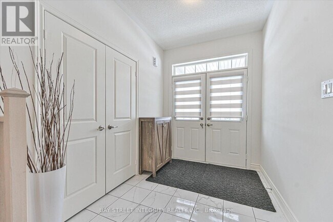 Photo du bâtiment - 1452 Wheatcroft Dr