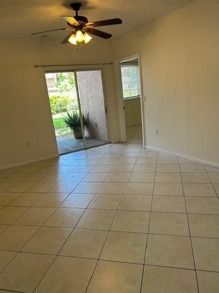 Building Photo - 3261 Sabal Palm Manor