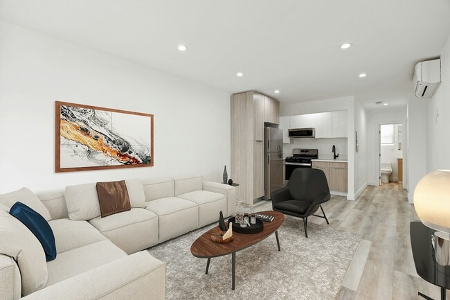 Building Photo - 2034 S Garth Ave