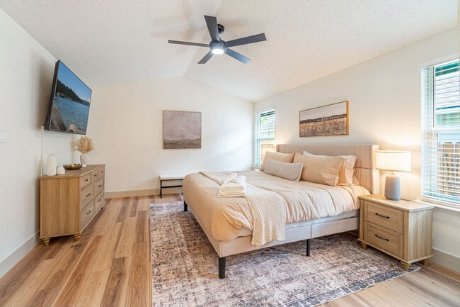 Foto del edificio - 1059 Chesterfield Ct