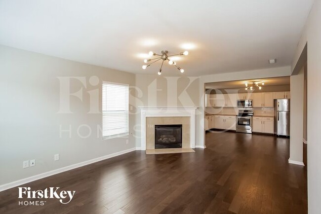 Building Photo - 10224 Cumberland Pointe Boulevard