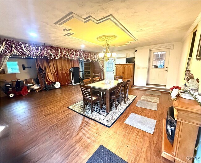 Foto del edificio - 222-220 E Seneca Turnpike