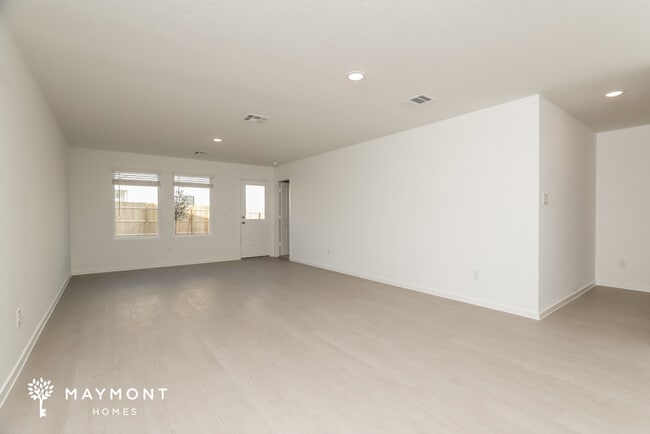 Building Photo - 10120 Gap Crk