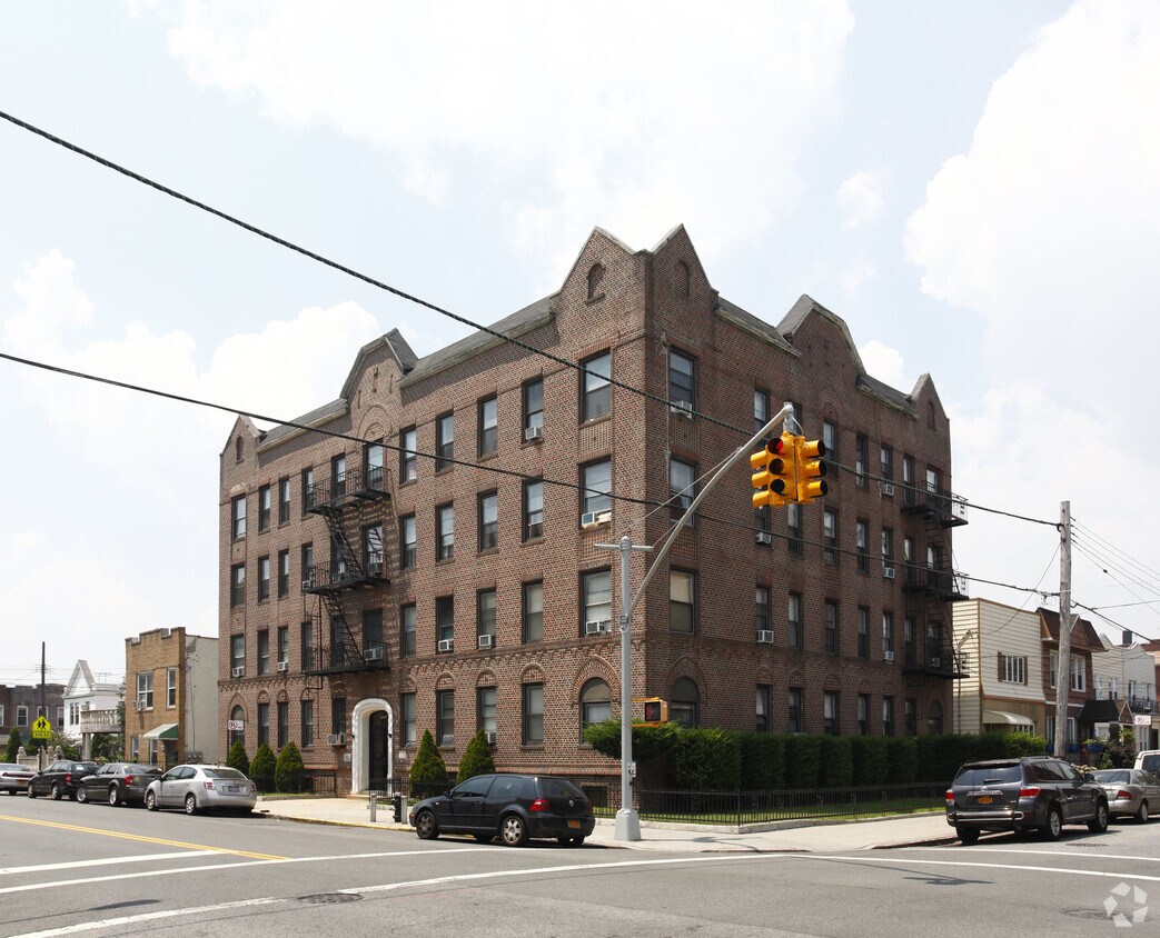 Foto principal - 8404 23rd Ave