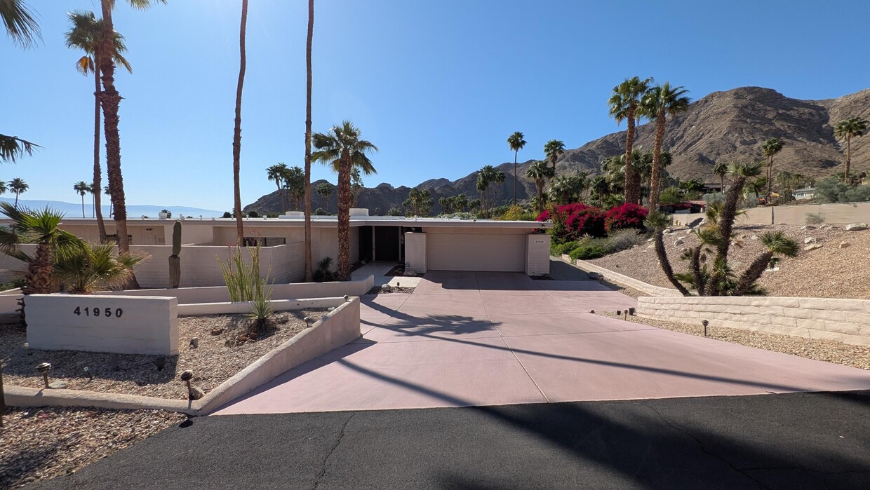 Foto del edificio - 41950 Tonopah Rd