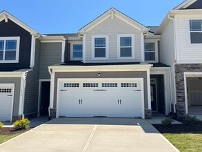 Building Photo - 119 Lennei Ln