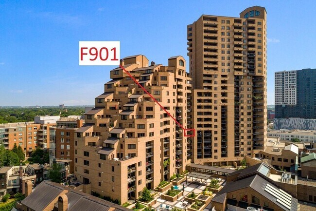 Foto del edificio - 110 1st Ave NE