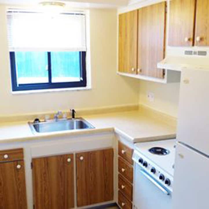 760 5th Ave Unit 9, East McKeesport, PA 15035 Room for Rent in East