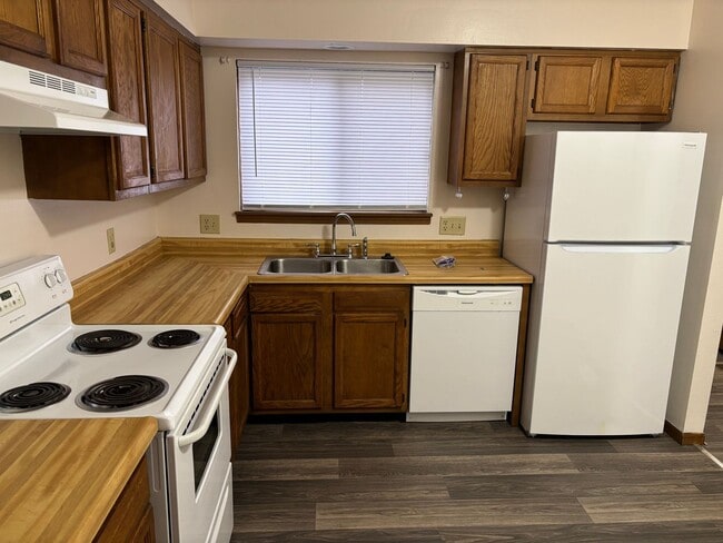 Foto del edificio - 2755-2761 Scarlet Oak