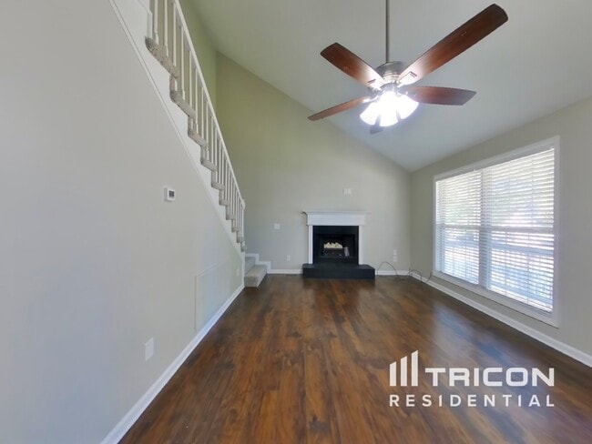 Foto del edificio - 1012 Blue Ridge Pkwy