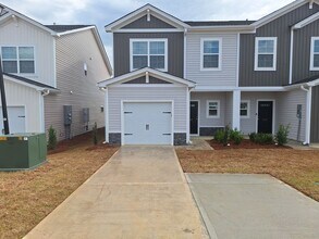 Building Photo - 725 Gatestone Ln