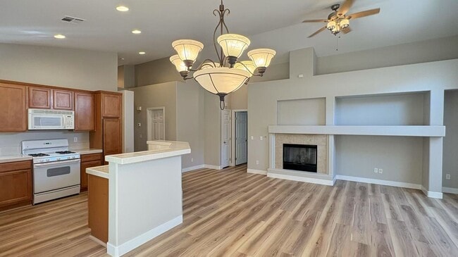 Building Photo - 7380 Bedford Pine Ct