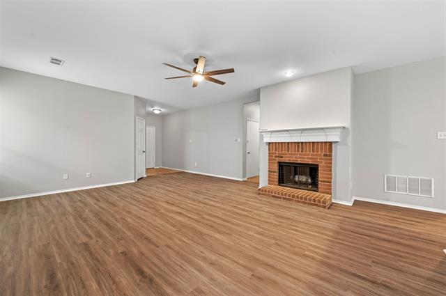 Foto del edificio - 5809 Deck House Rd