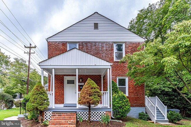 Foto del edificio - 2901 Farmington Dr