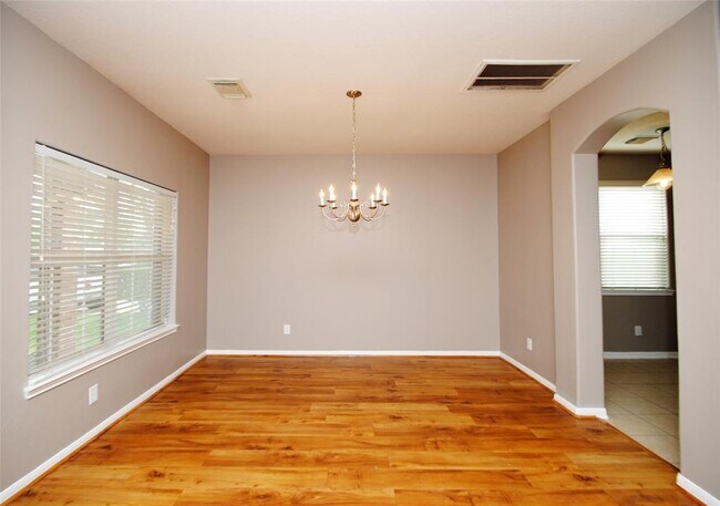 Building Photo - 727 Northridge Terrace Ln