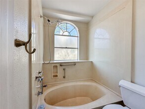 Building Photo - 5515 Strack Rd