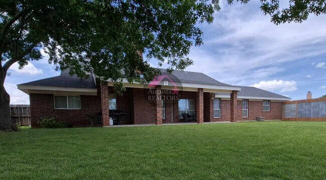 Foto del edificio - 5001 Crystal Creek