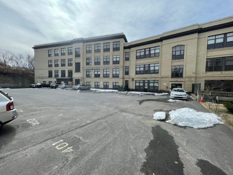 11 Fremont St Unit 108, Gloversville, NY 12078 Room for Rent in