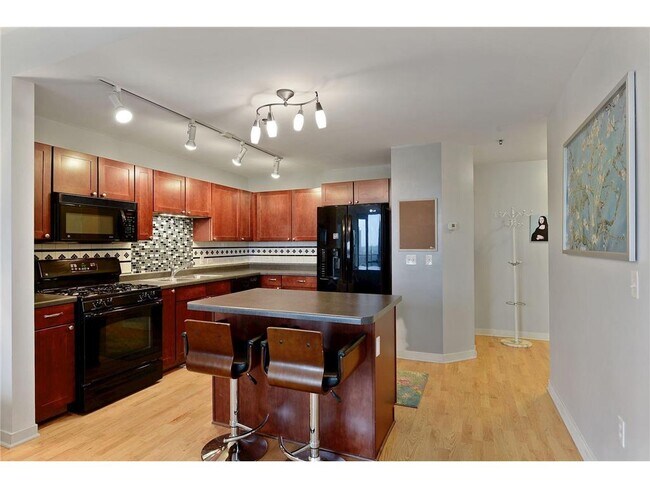 Foto del edificio - 929 Portland Ave
