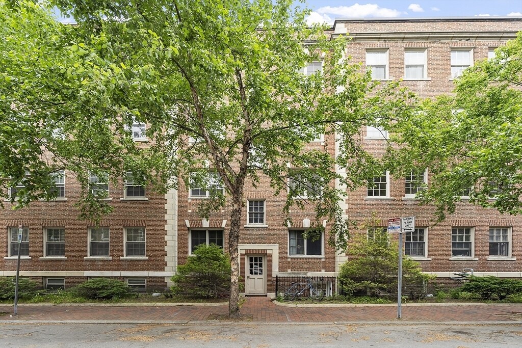 Primary Photo - 21 Chauncy St