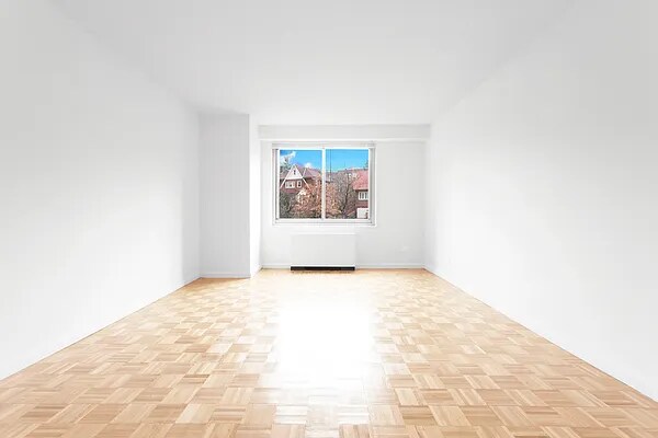 Foto del edificio - 2641 Netherland Ave