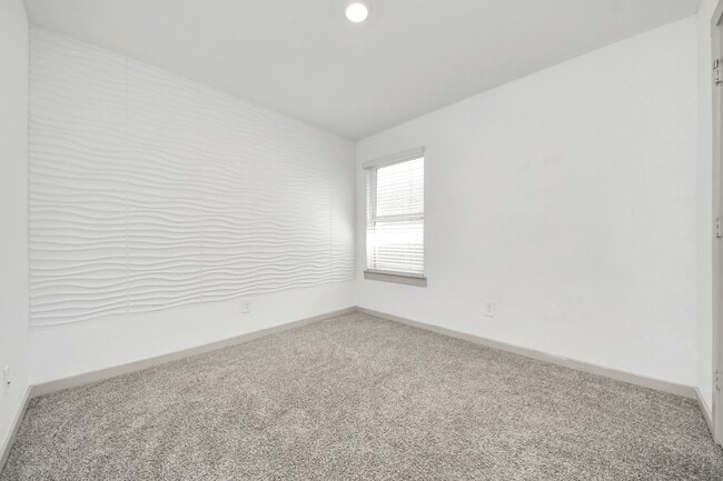 Building Photo - 28930 Yulee Mill Dr